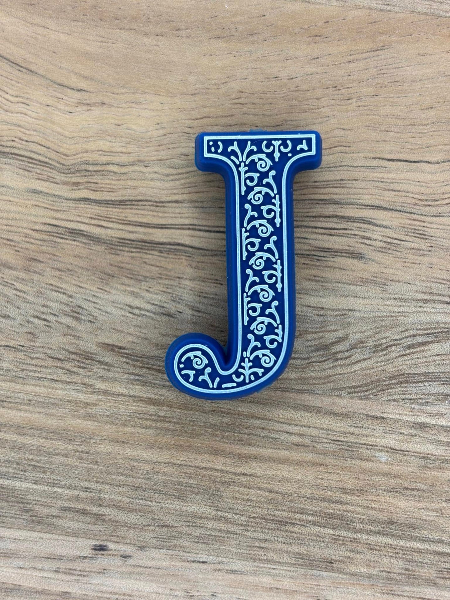 Alphabet J Silicone Focal